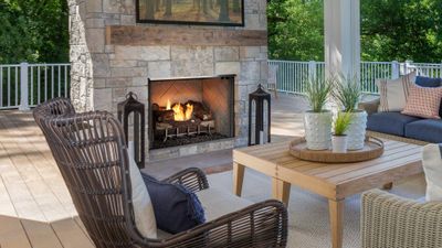 Outdoor Lifestyles: Vesper 42 Outdoor Gas Fireplace