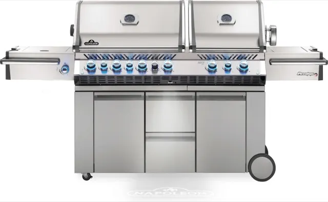 Napoleon Classic Prestige® PRO 825 Propane Gas Grill with Power Side Burner and Infrared Rear & Bottom Burners, Stainless Steel gas grill