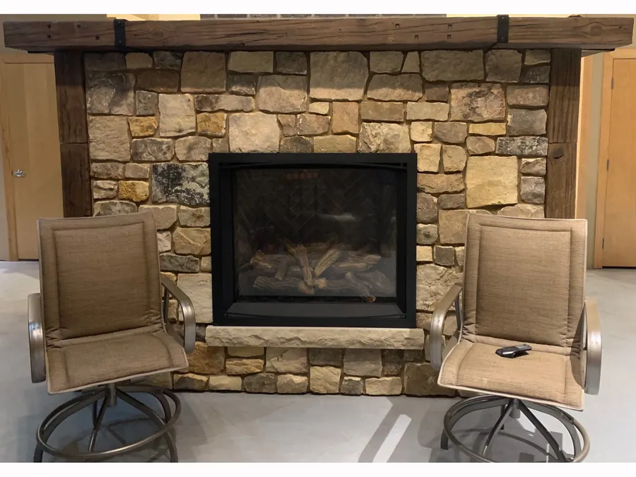 MagraHearth Rustic Barn Wood Series (3-Piece Surround) non-combustible mantel in WhiteWash