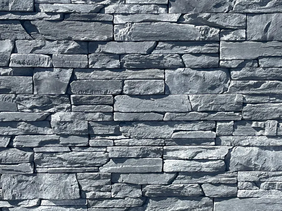 Prestige Stone Kennesaw Stackledge manufactured stone veneer in Glacier, close-up